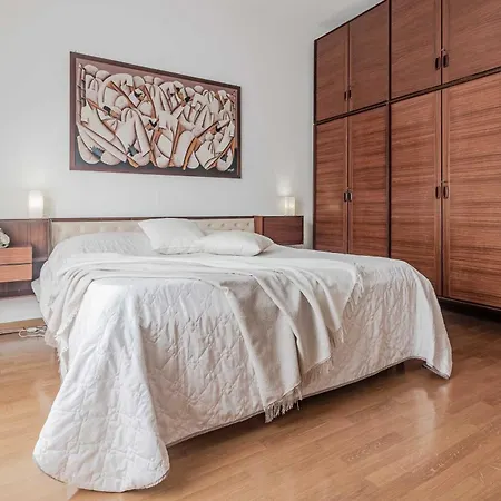 Il Di Diana * מנדלו דל לאריו